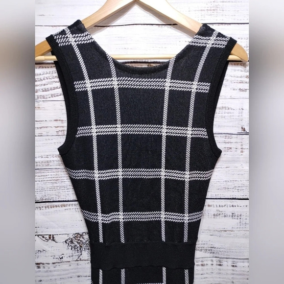 Rachel Roy Knit Cutout Dress size Small Windowpane Bodycon - Picture 2 of 9